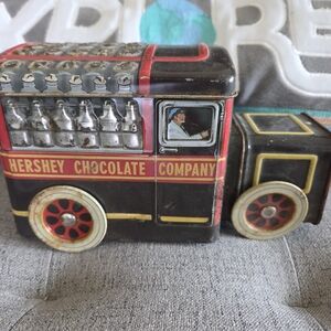 🍍Hershey Chocolate Company Vintage Truck